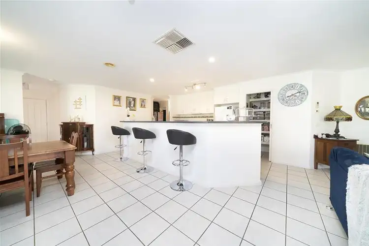Second view of Homely house listing, 8 Pietro Court, Mildura VIC 3500