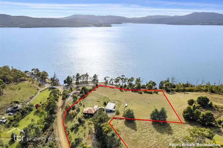 588 Police Point Road, Police Point TAS 7116