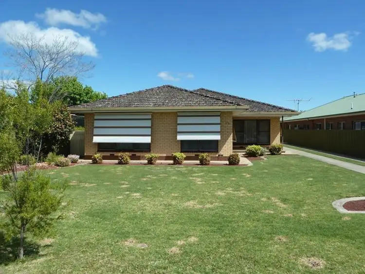 Main view of Homely house listing, 25 Cummings Street, Wodonga VIC 3690