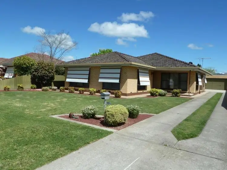 Second view of Homely house listing, 25 Cummings Street, Wodonga VIC 3690