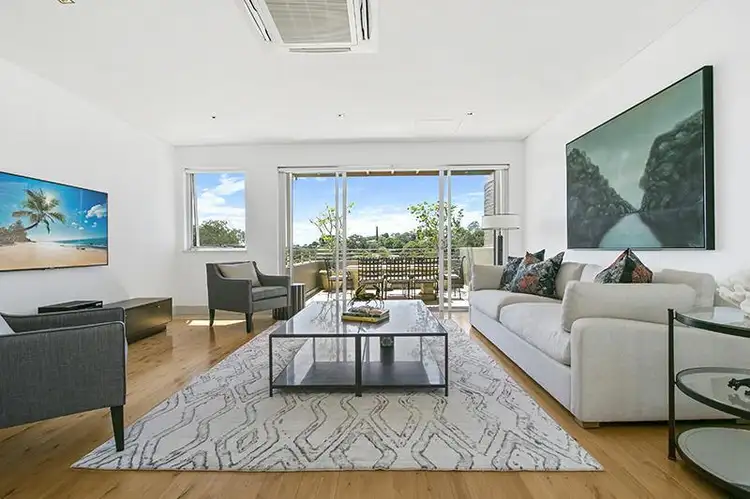 64 Fletcher Street