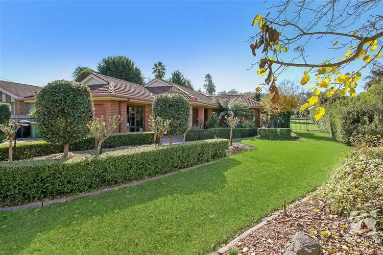 588 Regina Avenue, North Albury NSW 2640