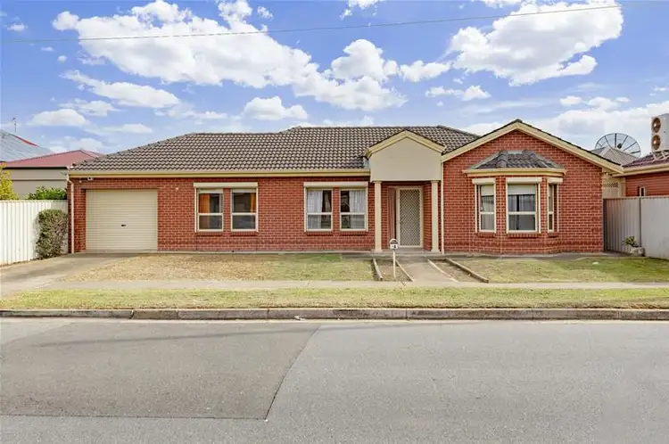 8A Tyrie Avenue, Findon SA 5023