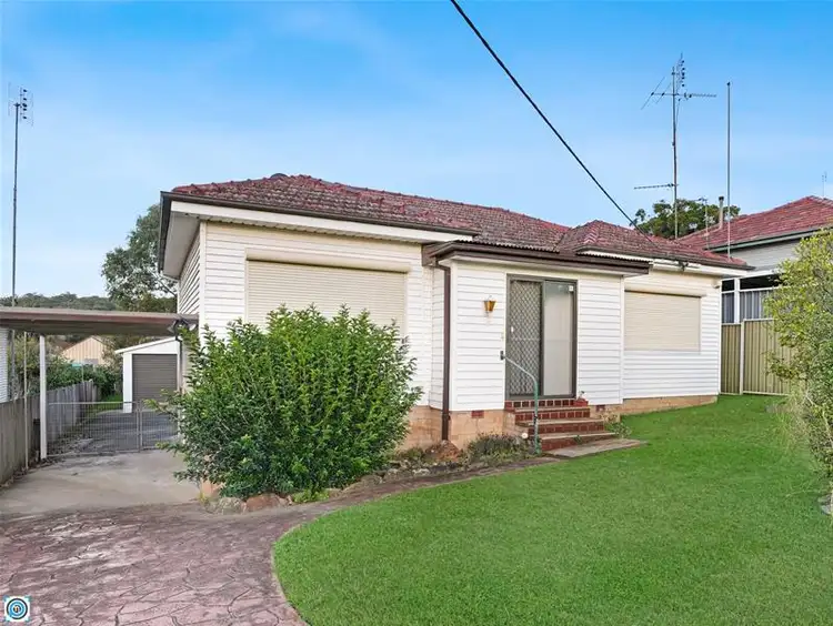 23 Tallawong Crescent, Dapto NSW 2530