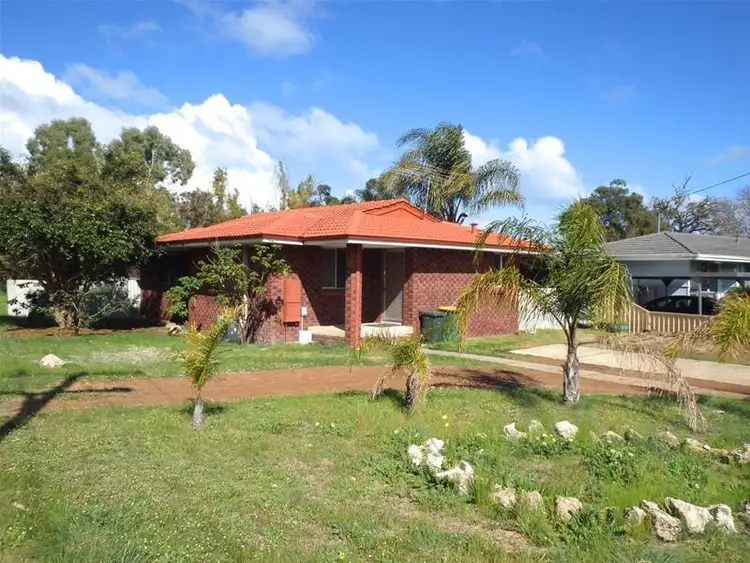 1 Cornish Way, Pinjarra WA 6208