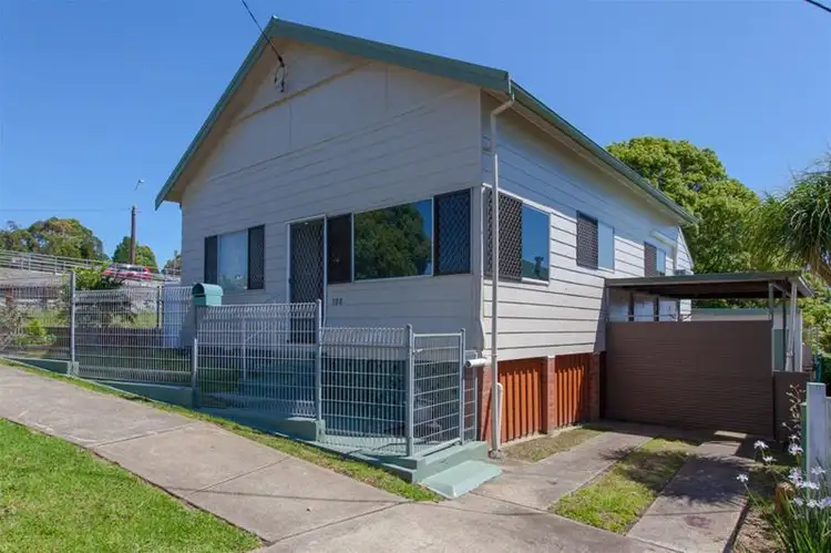100 Fletcher Street, Adamstown NSW 2289