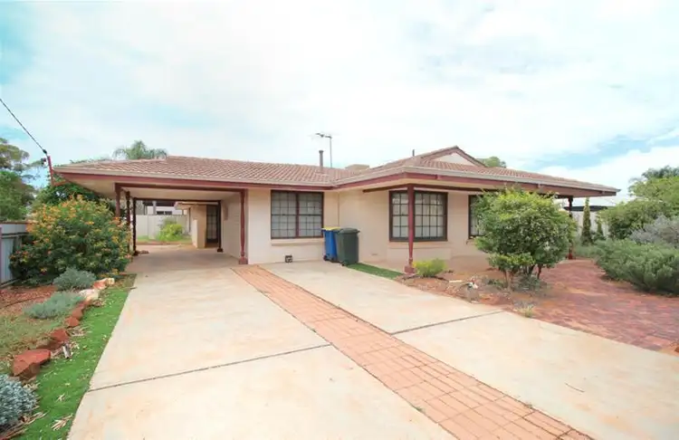15 Moss Street, South Kalgoorlie WA 6430