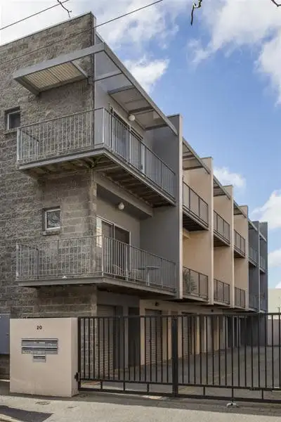 2/20 North Street, Adelaide SA 5000