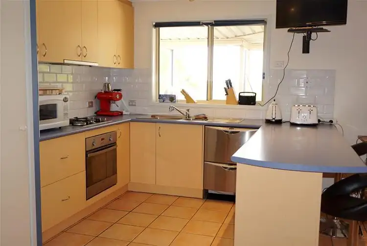 Sixth view of Homely house listing, 4 Stretton Court, Yass NSW 2582