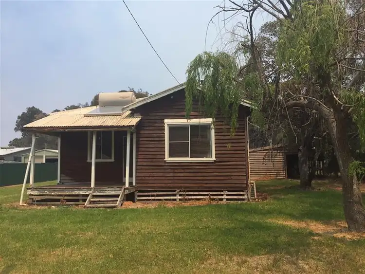 53 Marginata Crescent, Dwellingup WA 6213