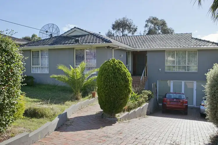4 Donelly Road, Hallam VIC 3803