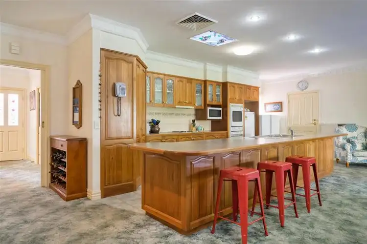 Fifth view of Homely house listing, 6 Rodi Court, Mildura VIC 3500
