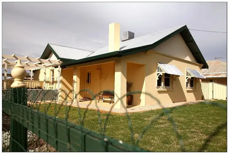 100 Magnolia Avenue, Mildura VIC 3500