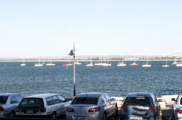 17/18 Bonnefoi  Boulevard, Bunbury WA 6230