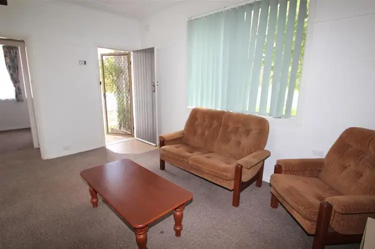 Fourth view of Homely unit listing, 106 Douglas Street, Tenterfield NSW 2372