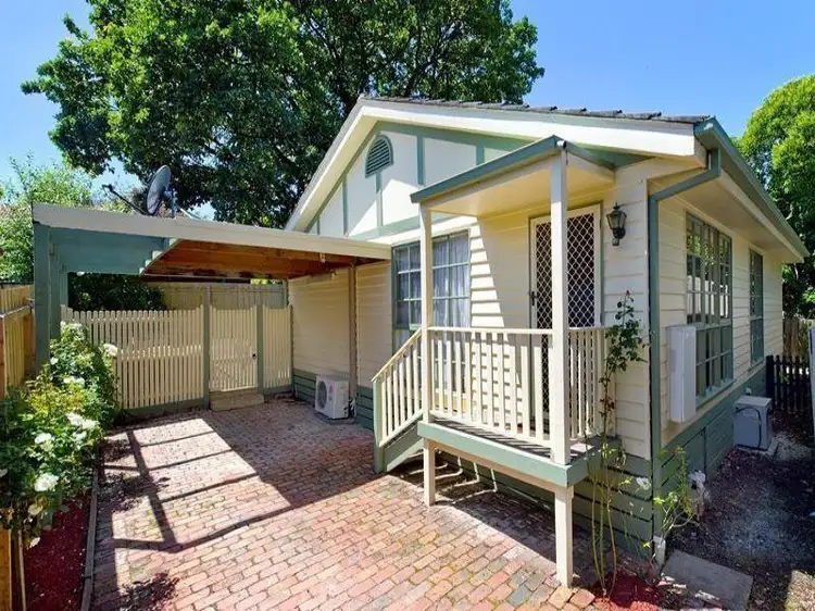 2/107 New Street, Ringwood VIC 3134