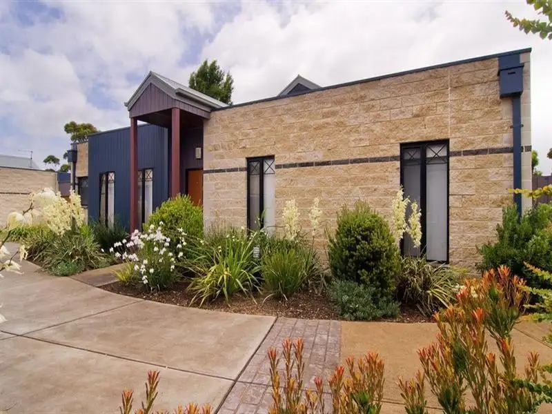 Main view of Homely townhouse listing, 5/152 Dromana Parade, Safety Beach VIC 3936