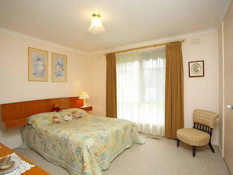 Sixth view of Homely house listing, 1 Carmen Court, Ringwood VIC 3134