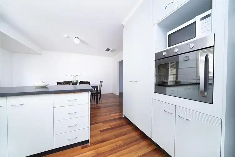 Fourth view of Homely unit listing, 2/1-3 Langtree Parade, Mildura VIC 3500