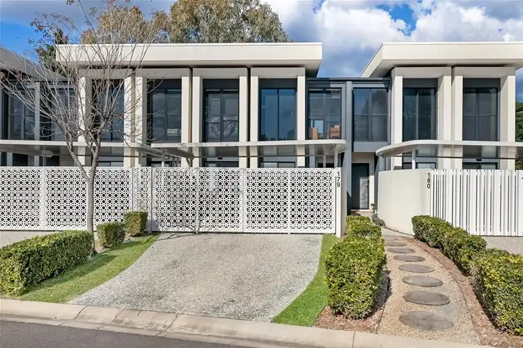 179 North Hill Drive, Robina QLD 4226