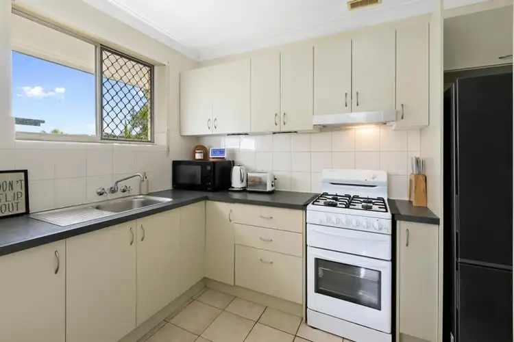 Fifth view of Homely apartment listing, 3/33 Thomas Street, Greenslopes QLD 4120