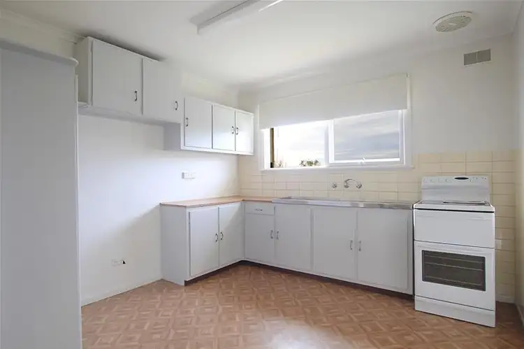 Second view of Homely house listing, 8 Clyde Crescent, Warrnambool VIC 3280