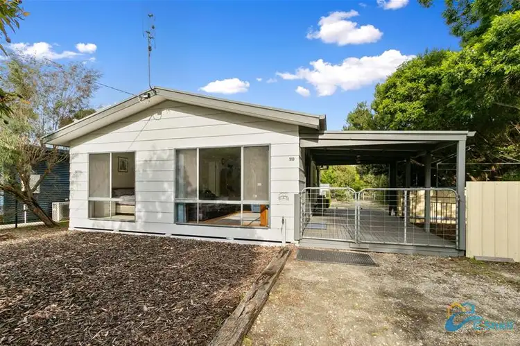 70 Toorak Avenue, Loch Sport VIC 3851