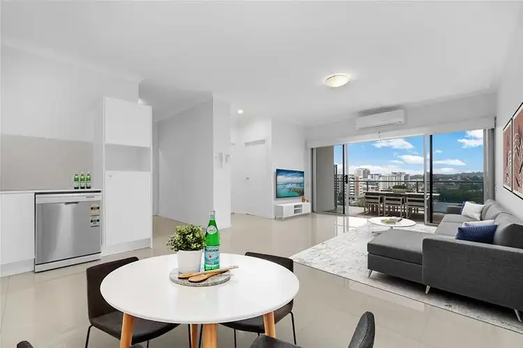 805/11 Playfield Street, Chermside QLD 4032