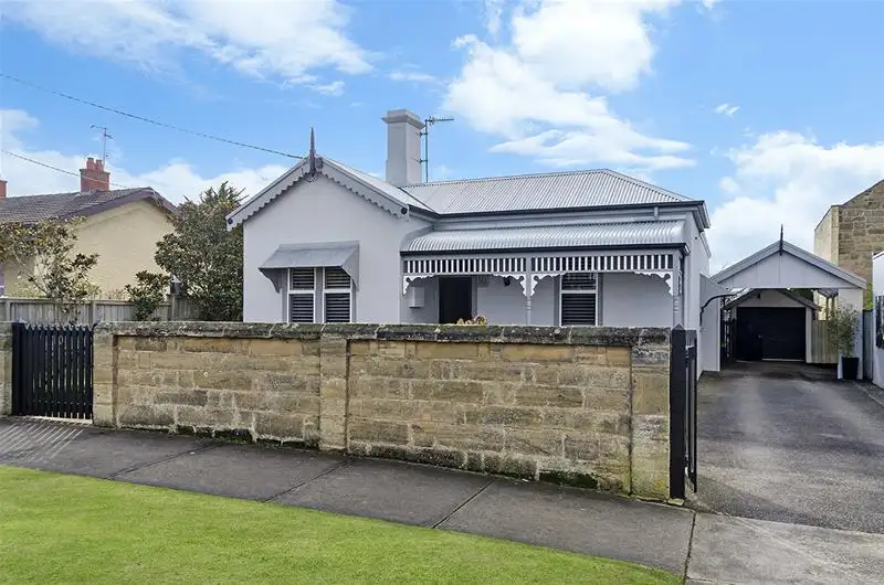 Main view of Homely house listing, 10 Kerr Street, Warrnambool VIC 3280