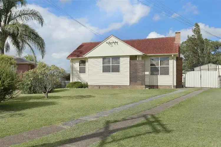 35 Stratton Road, Edgeworth NSW 2285