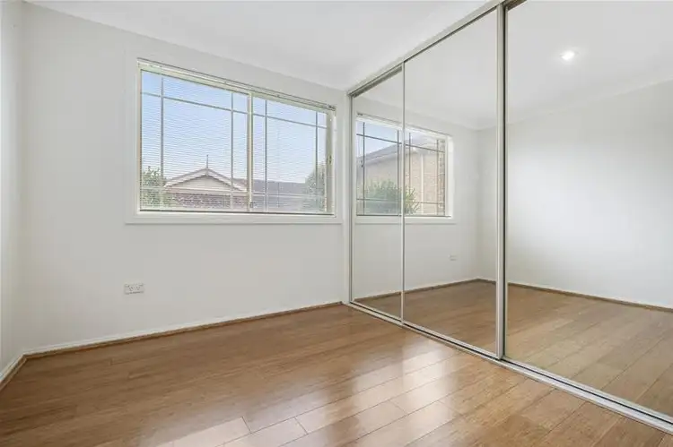 Fifth view of Homely villa listing, 10/7 Stonelea Court, Dural NSW 2158