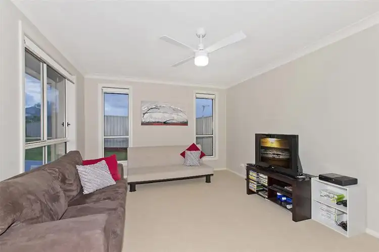 Fifth view of Homely house listing, 7 Nicholas Close, Cameron Park NSW 2285