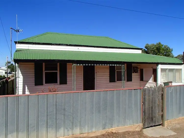 25 Nicholls Street, Broken Hill NSW 2880