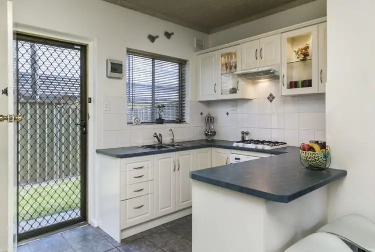 2/3 Galway Avenue