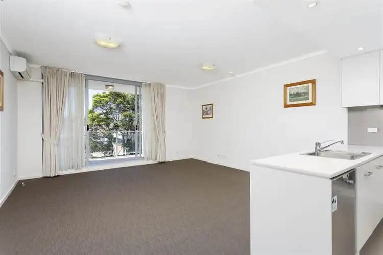 2201/10 Sturdee Parade, Dee Why NSW 2099