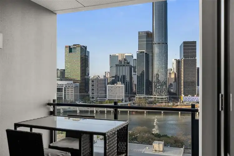 2004/77 Grey Street, South Brisbane QLD 4101
