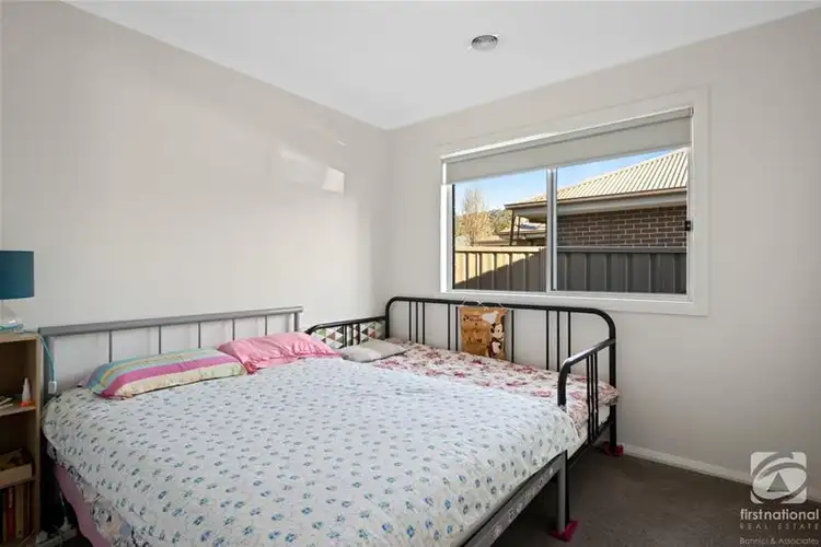 Fifth view of Homely house listing, 4 Middleton Crescent, Wodonga VIC 3690