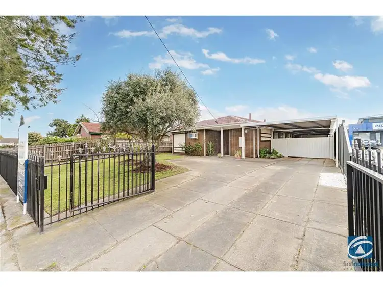 Main view of Homely house listing, 4 Taggerty Crescent, Meadow Heights VIC 3048