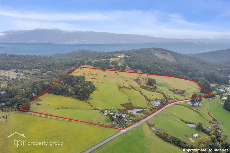 129 Police Point Road, Glendevie TAS 7109