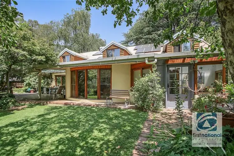 28 Pioneer Road, Stanley VIC 3747