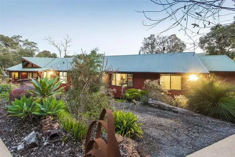28 Contour Road, Roleystone WA 6111