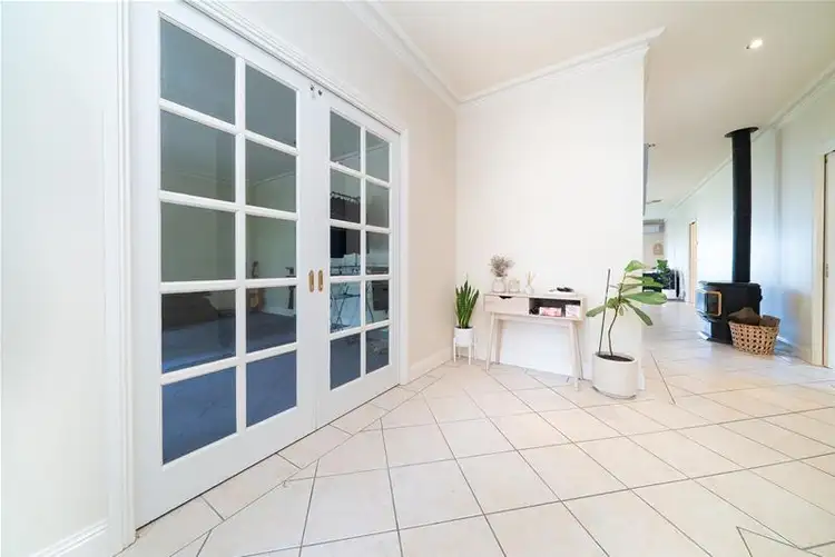 Fifth view of Homely house listing, 8 Crockett Court, Mildura VIC 3500