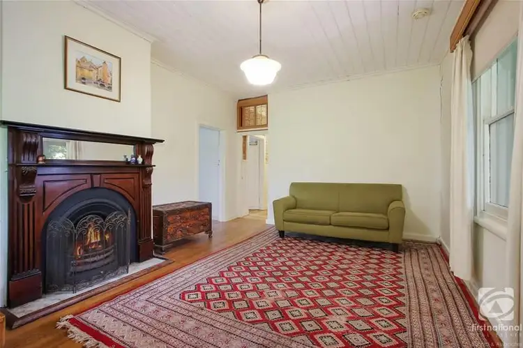 42 Mellish Street, Beechworth VIC 3747