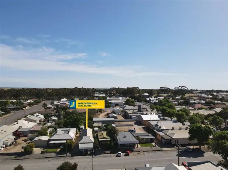 29 Elizabeth Street, Maitland SA 5573