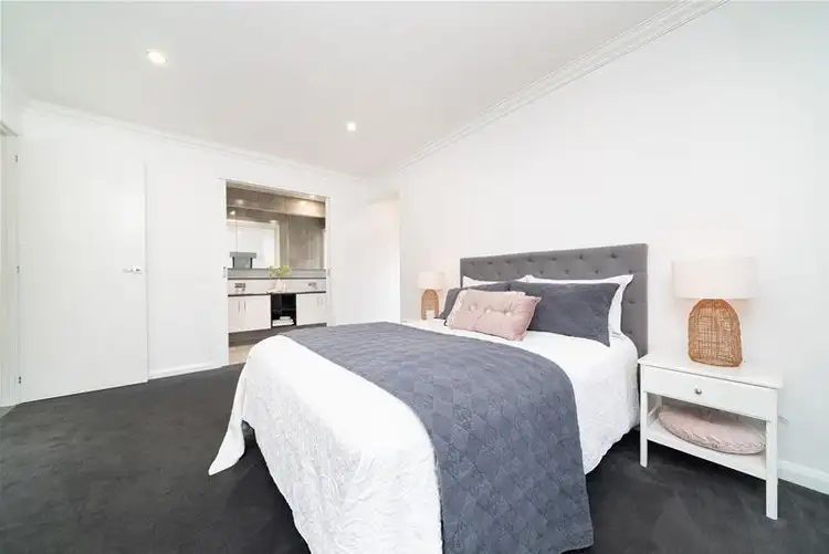 Fifth view of Homely house listing, 2 Cleek Way, Mildura VIC 3500
