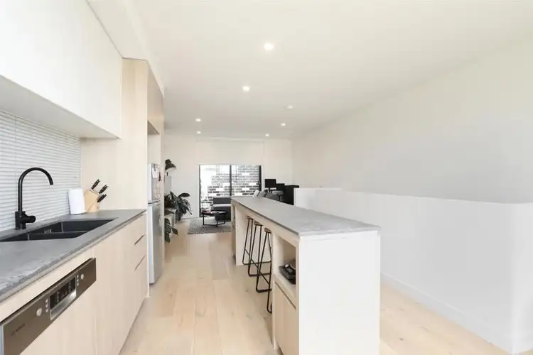 8/711 Barkly Street, West Footscray VIC 3012