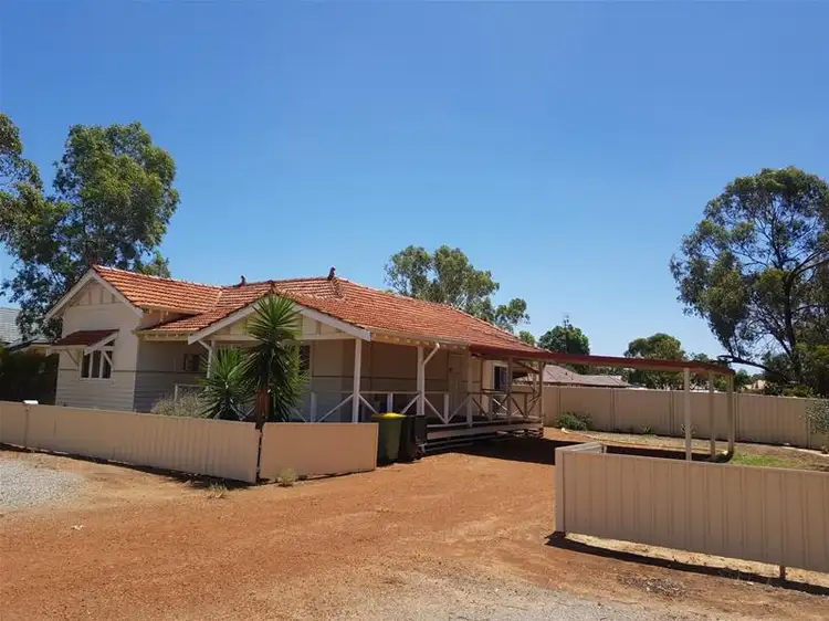 3 HAMILTON Street, Moora WA 6510