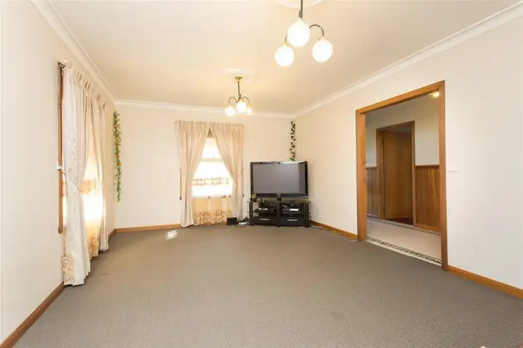 Second view of Homely house listing, 2 Patricia Drive, Mildura VIC 3500