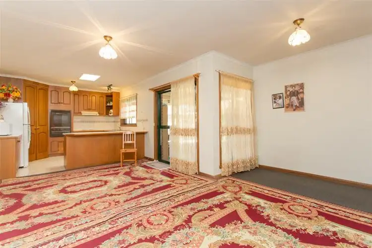 Fifth view of Homely house listing, 2 Patricia Drive, Mildura VIC 3500