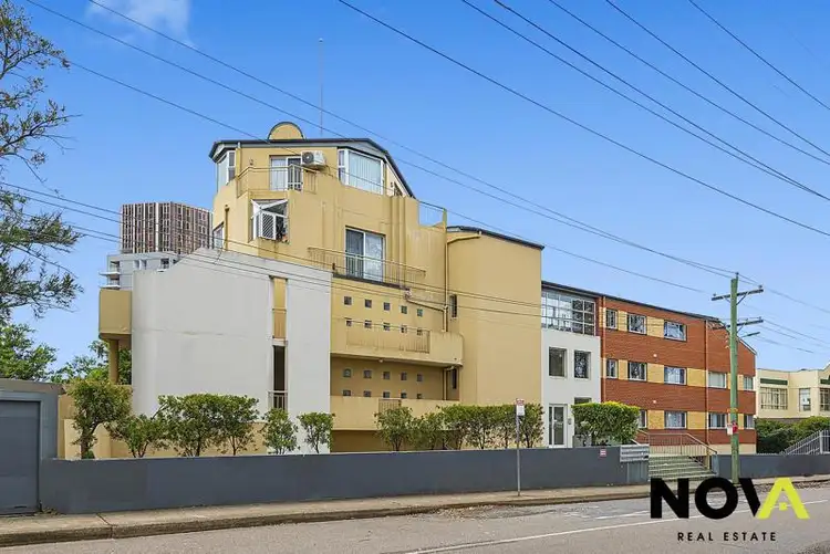 4/1-3 Lloyds Avenue, Carlingford NSW 2118
